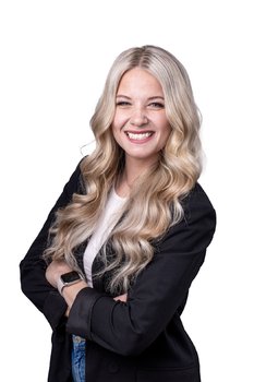 Photo of Melissa Lewis